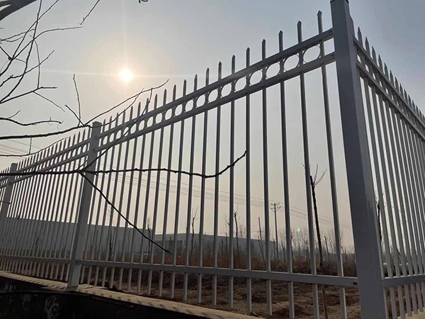 北京厂区围墙护栏图片3