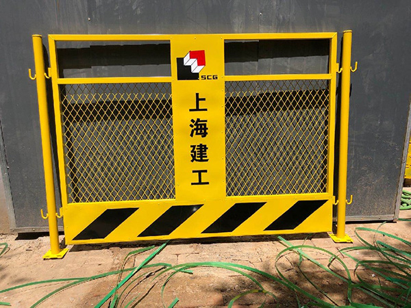 广州上海建工基坑护栏图片2