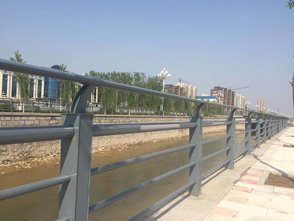 广州河道护栏图片2